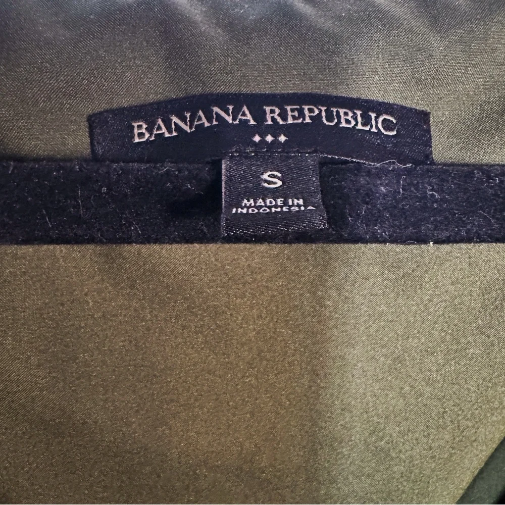Banana Republic Blouson V-Neck Maxi Dress – Camo Green (Small) - Picture 5 of 8